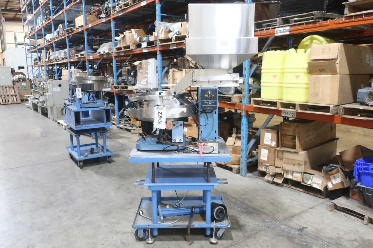 PIONEER FEEDER 18IN CLOCKWISE STRAINLESS VIBRATION BOWL FEEDER STATION W/ HOPPMANN LB3 CRS HOPPER - PROCESS EQUIPMENT