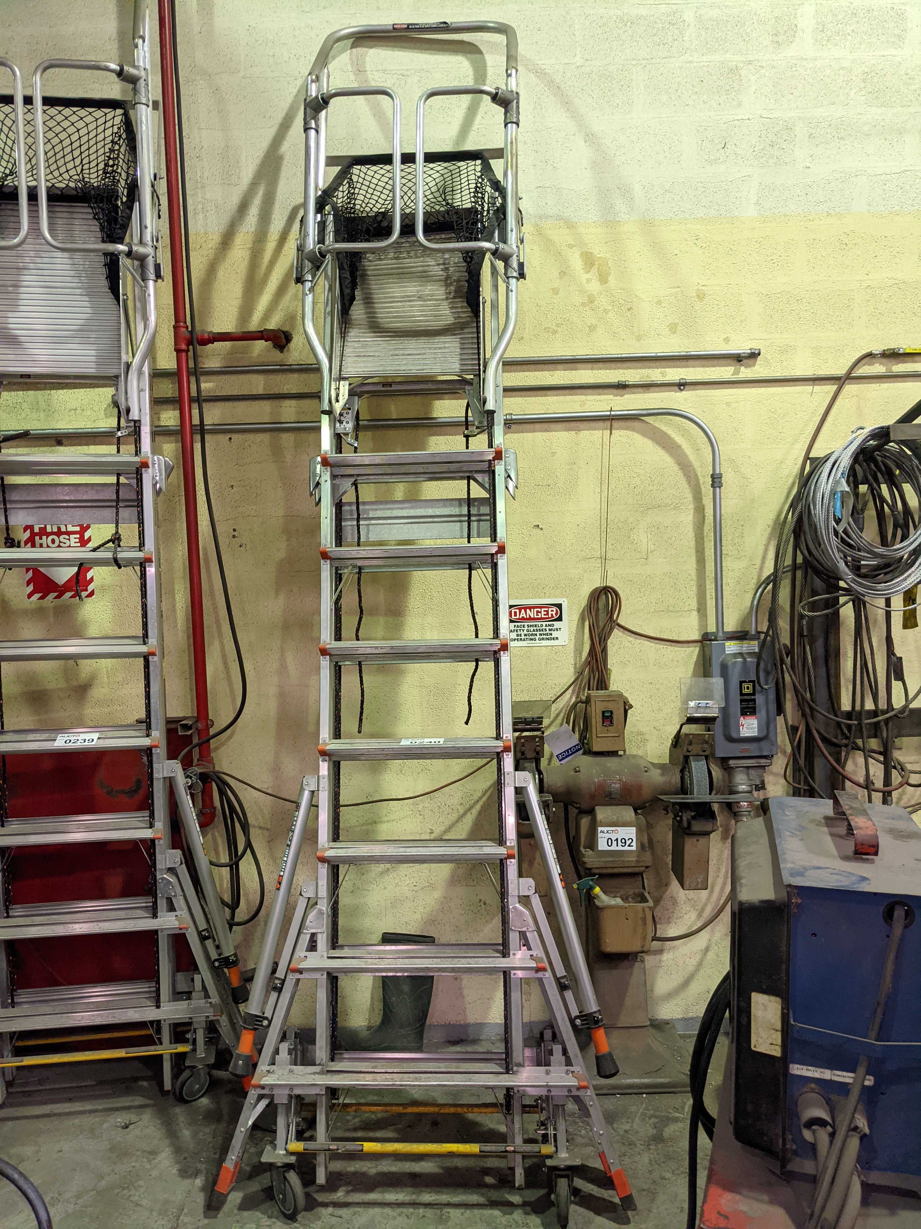 LADDER - MATERIAL HANDLING LADDER - MATERIAL HANDLING