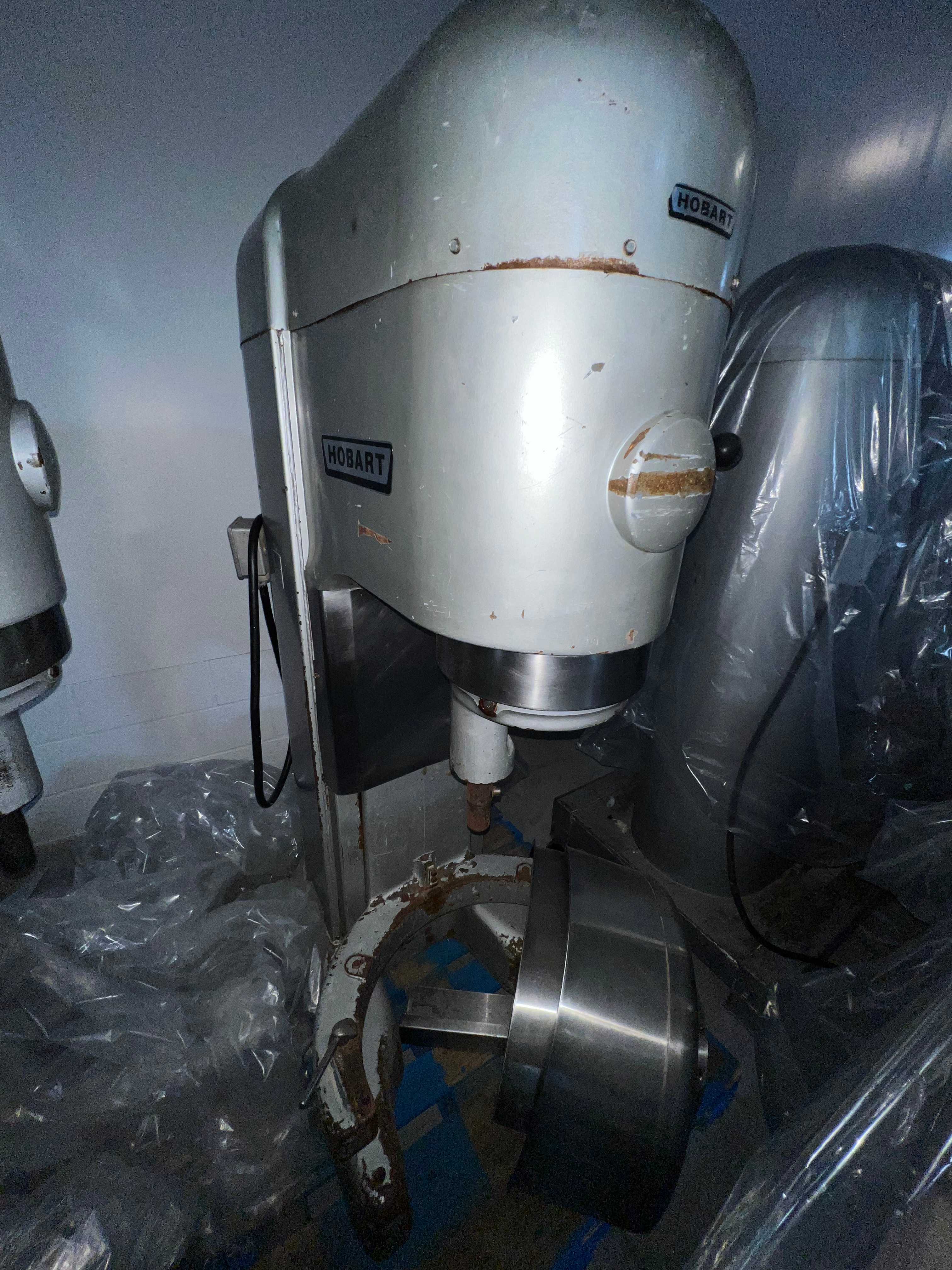 Hobart 140 Quart Planetary Mixer - FOOD & BEVERAGE