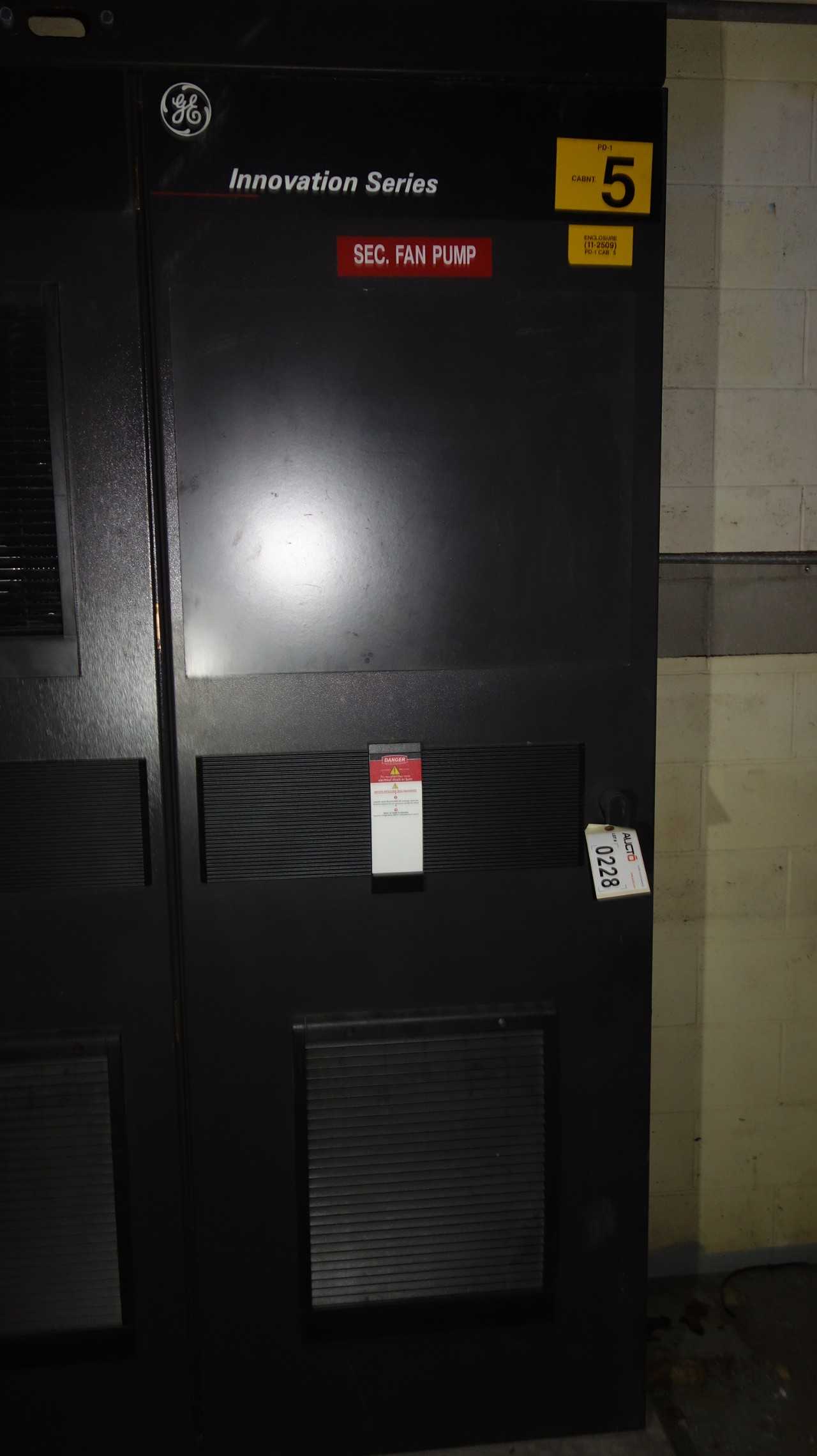GE INNOVATION 3VVRJ607PR001 LV AC DRIVE CABINET 11-2509 - MOTOR DRIVES