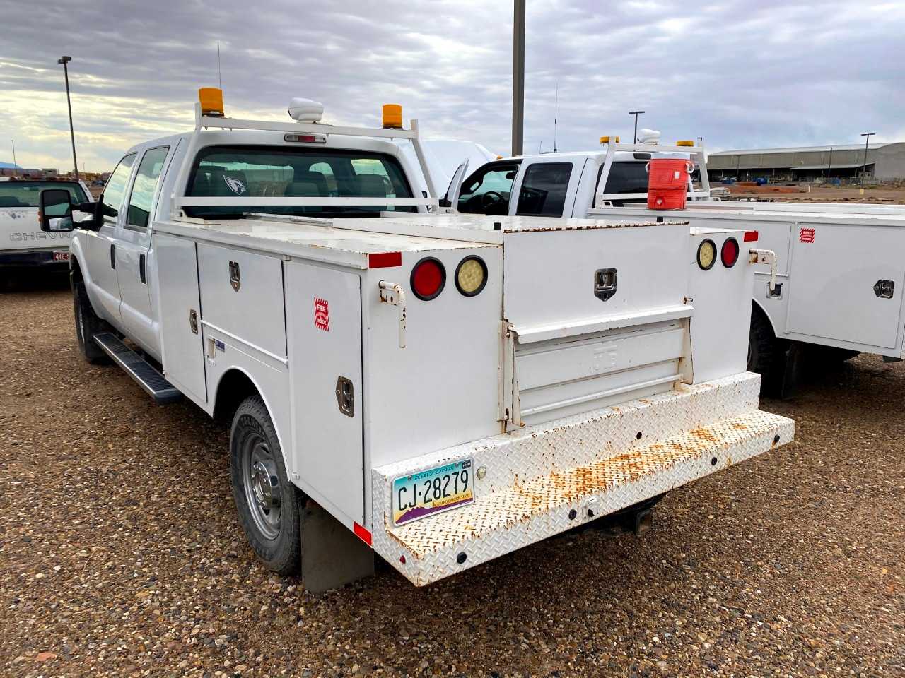 2015 Ford F-350 Crew Cab 4X4 Pickup Truck w/ Utility Bed - HYDRO EXCAVATOR TRUCKS