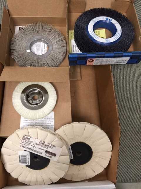 Assorted Deburring & Polishing Wheels (New) - MISCELLANEOUS Assorted Deburring & Polishing Wheels (New) - MISCELLANEOUS