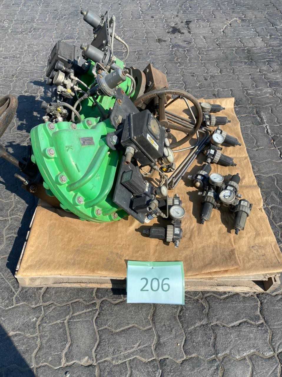 LOT OF 2 K-TORK ACTUATORS - VALVES LOT OF 2 K-TORK ACTUATORS - VALVES