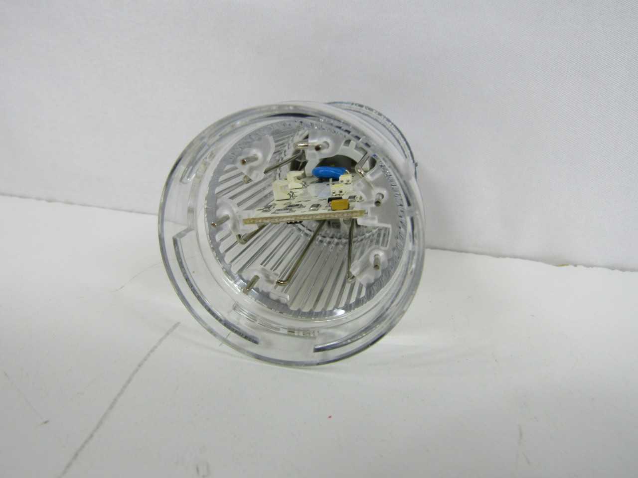 Quantity of 8x SL4-FL24-W-M Lights - LIGHTING