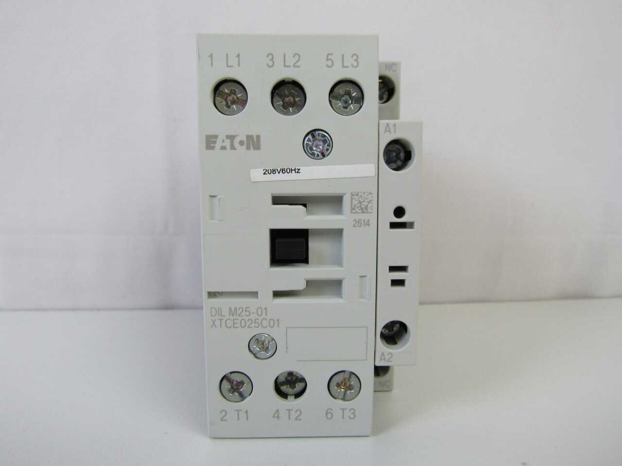 Quantity of 1x XTCE025C01E Controls - VALVES