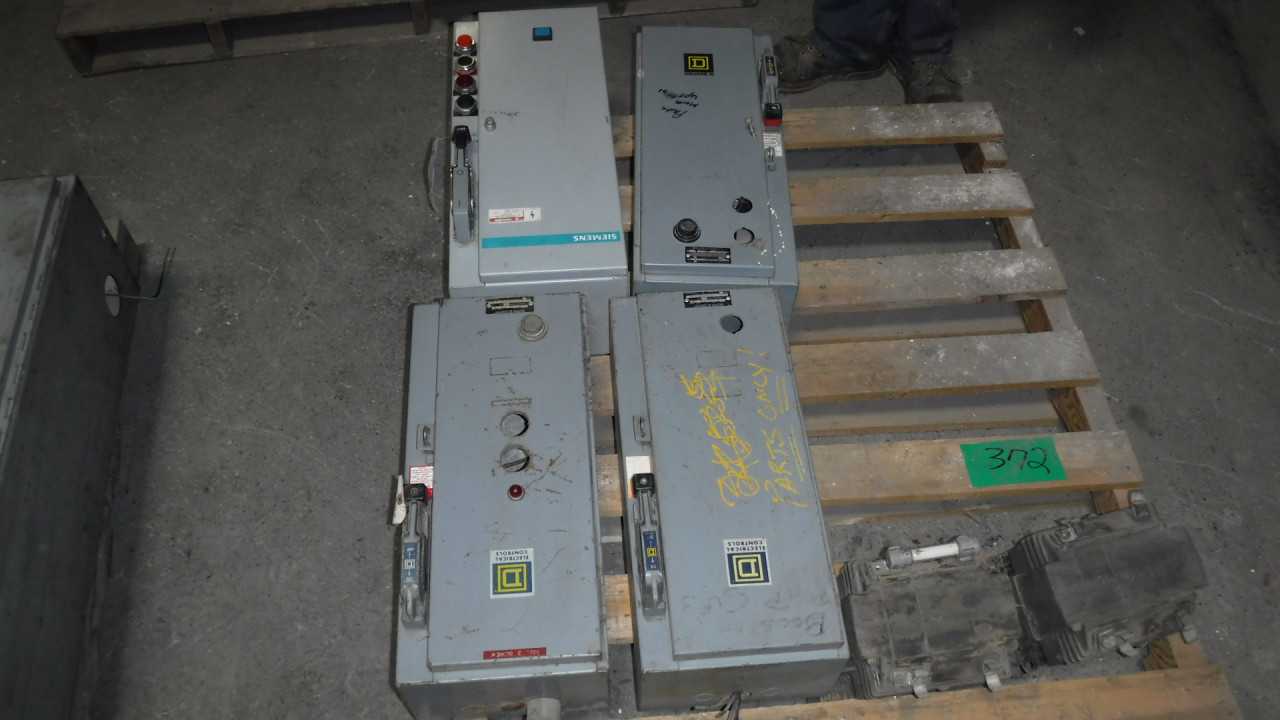 Lot of Transformers and Motor Starters - ELECTRICAL COMPONENTS