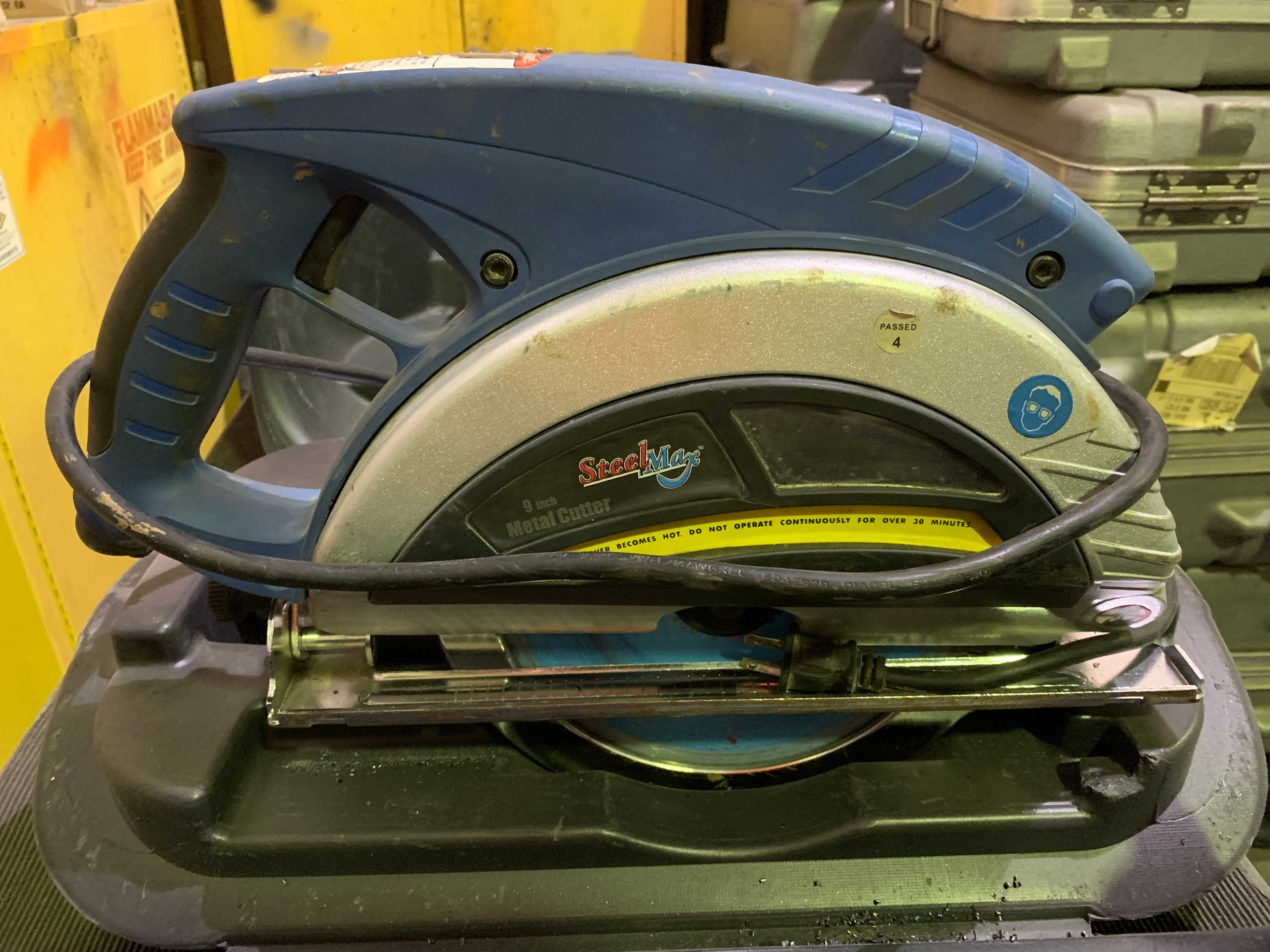 CIRCULAR SAW - ELECTRIC POWER TOOLS
