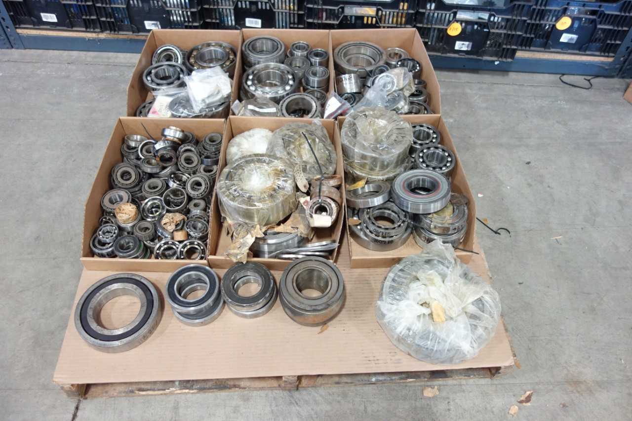 1 PALLET OF ASSORTED BEARINGS - BEARINGS