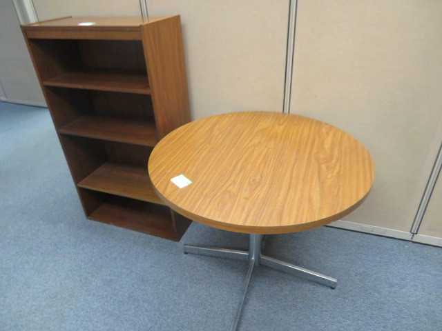 Office Furniture and Panels, Lot - MISCELLANEOUS