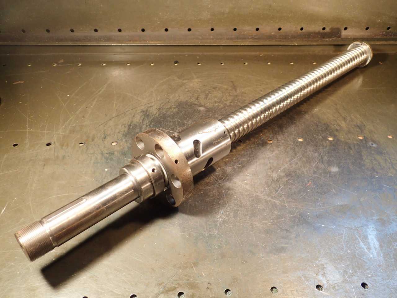 IBL 10mm Pitch Ball Screw: 430mm Travel, 28-3/4" OAL, 40mmx1.5 Thread End, NOS - MACHINING ACCESSORIES & TOOLING