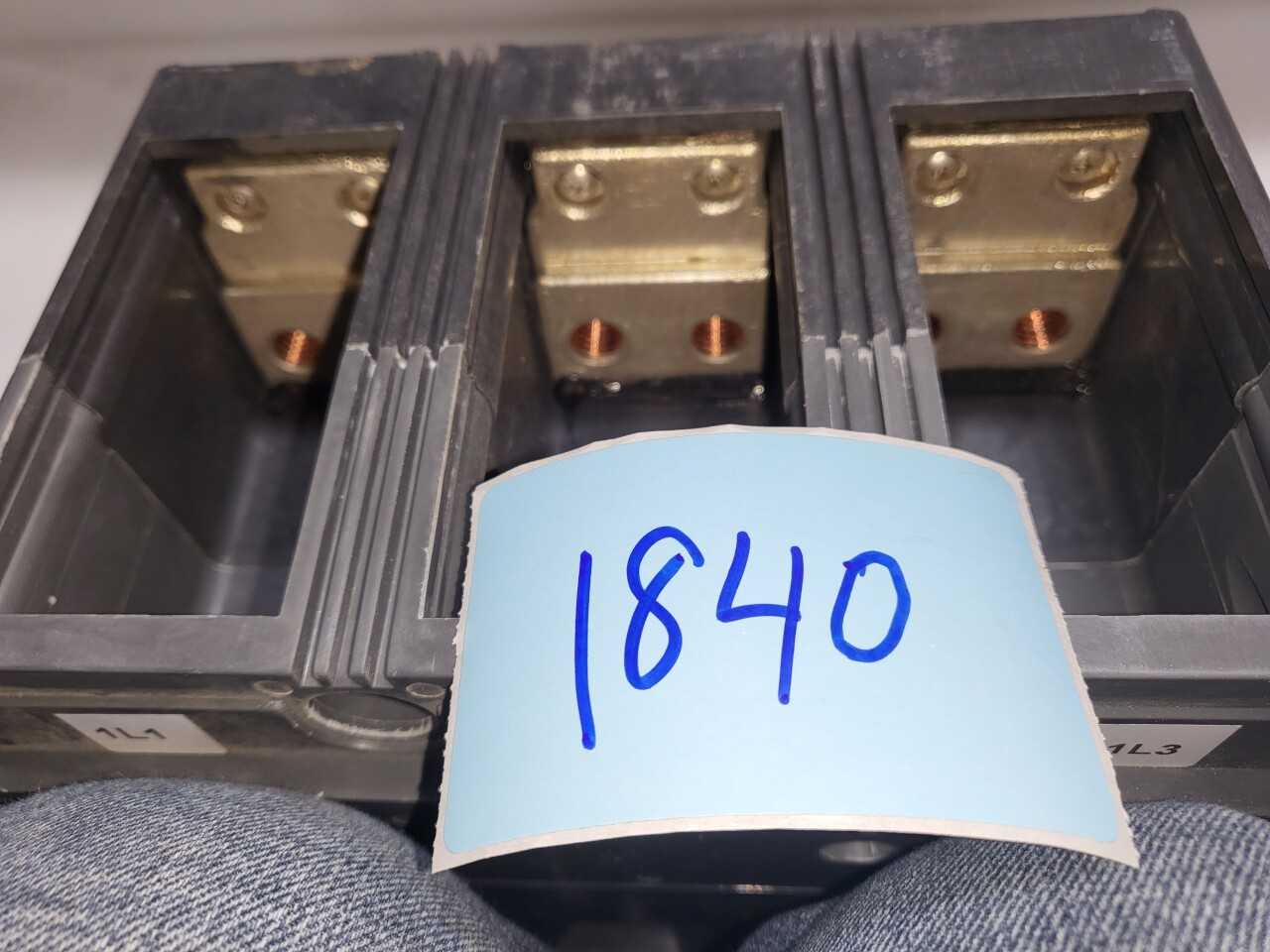 Eaton Mining Circuit Breaker - CIRCUIT BREAKERS