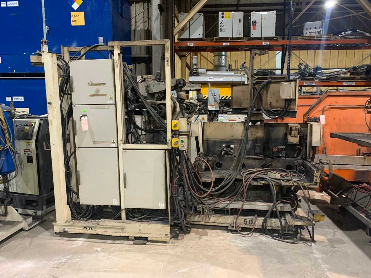 DUAL WELD CELL W/ YR-EA1400N-A00 MOTOMAN ROBOTS - INDUSTRIAL ROBOTS