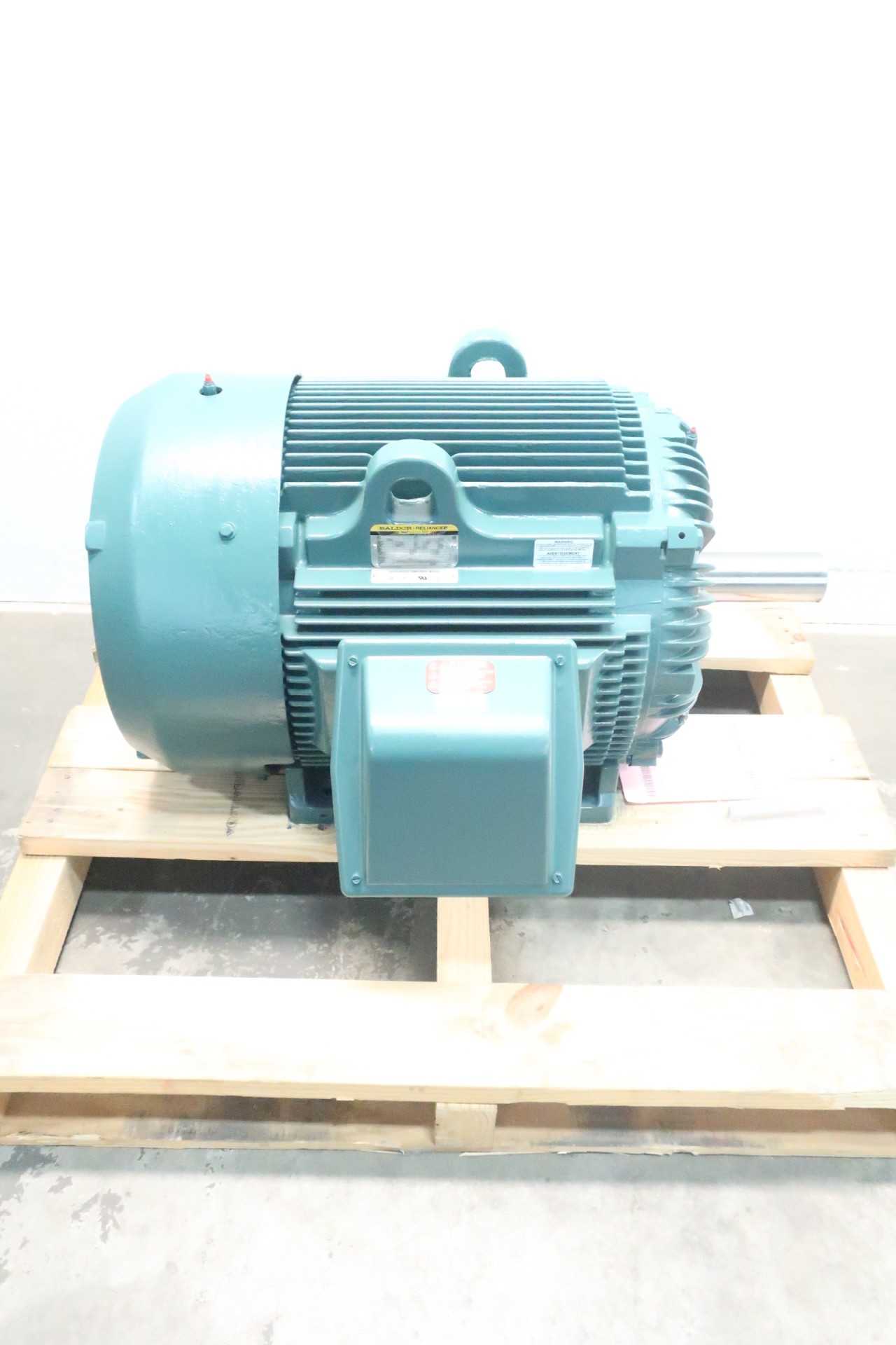 NEW BALDOR ECP4400T-5 SUPER-E XEX 405T 3PH 100HP 1785RPM 2-7/8IN 575V-AC AC MOTOR - ELECTRIC MOTORS