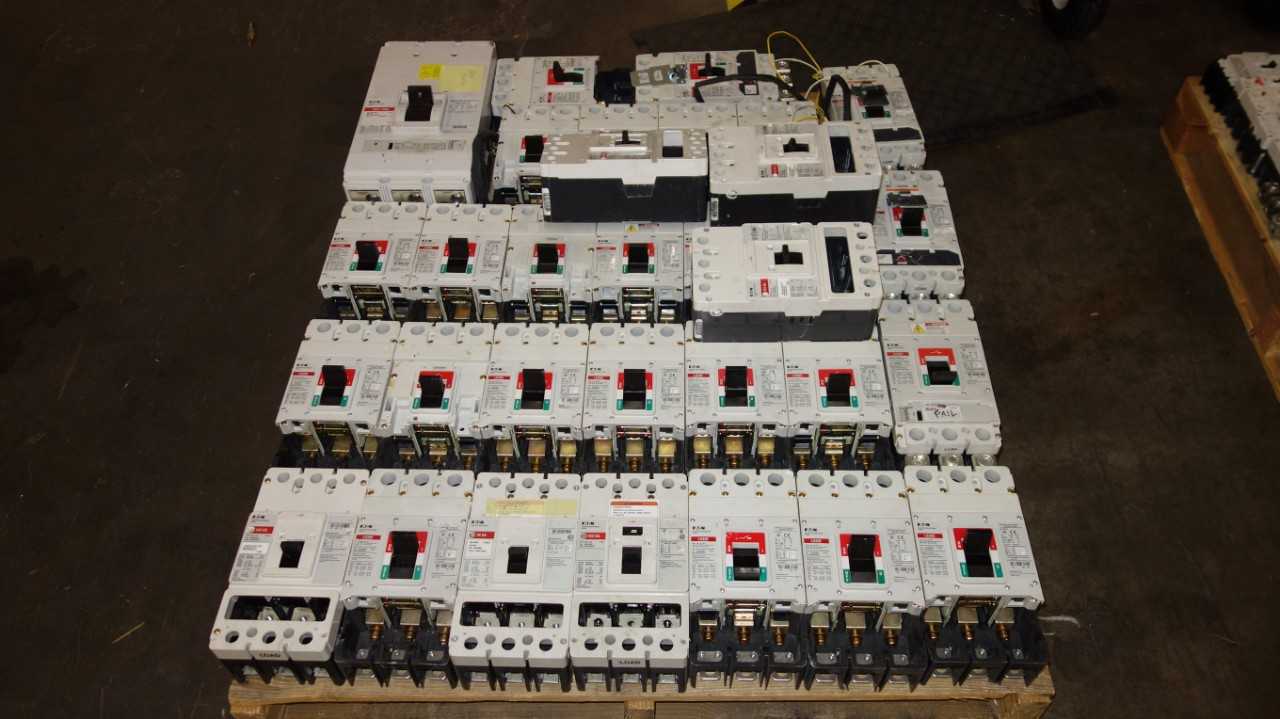 1 PALLET OF ASSORTED EATON HKD 65K, L630E CIRCUIT BREAKERS - CIRCUIT BREAKERS