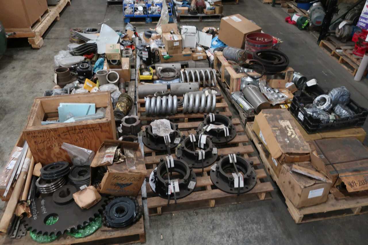 9 PALLETS OF ASSORTED POWER TRANSMISSION SPROCKETS COUPLINGS SPRINGS BELTS FILTERS - POWER TRANSMISSION