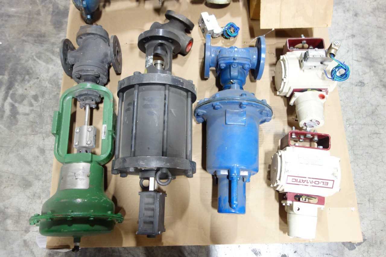 1 PALLET OF ASSORTED VALVES AND ACCESSORIES - VALVES
