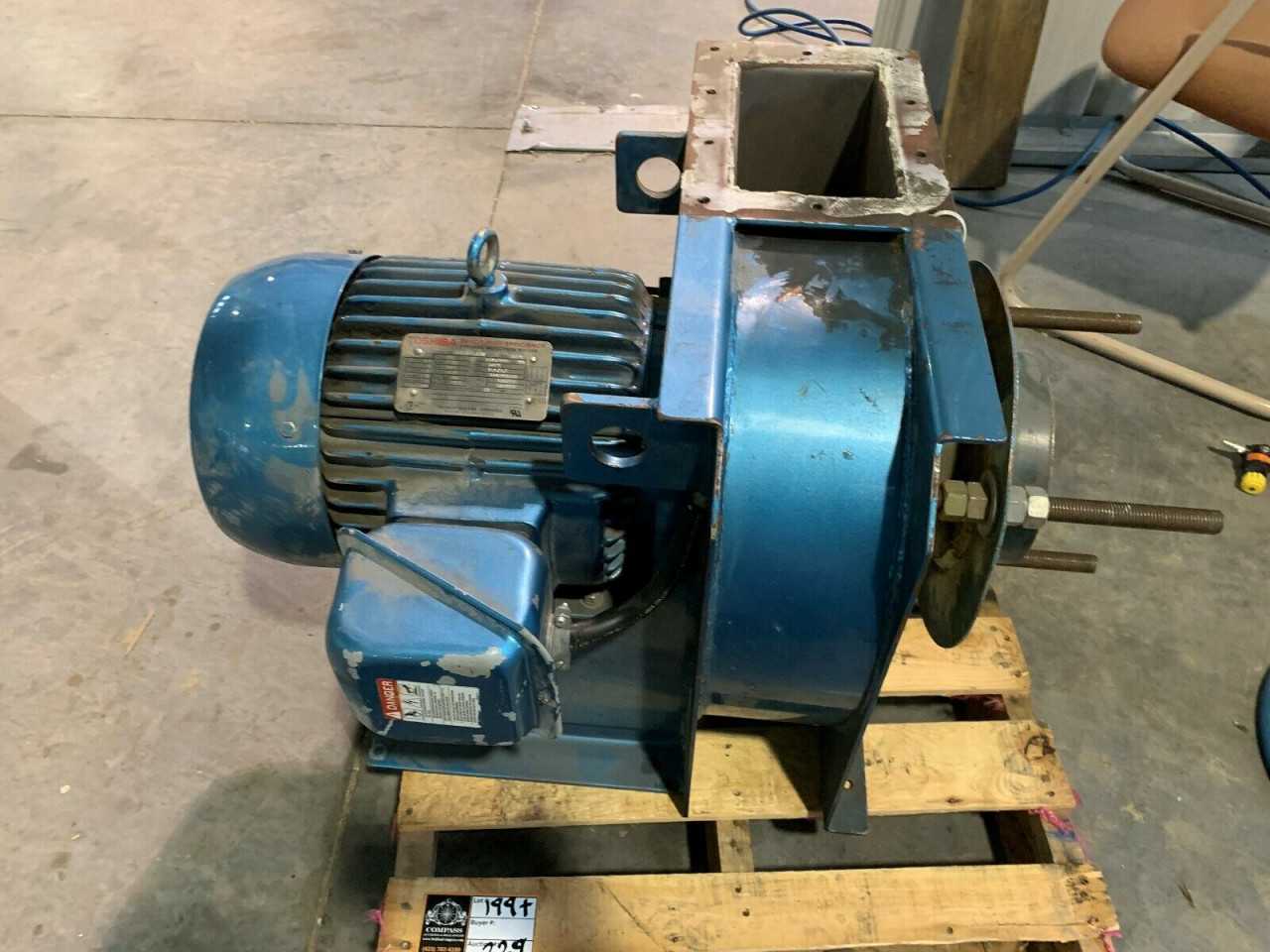 USED HOFFMAN CW-12 CHOPPERMAX BLOWER TOSHIBA 7.5HP MOTOR 2EAY75L1EM - BLOWER FAN