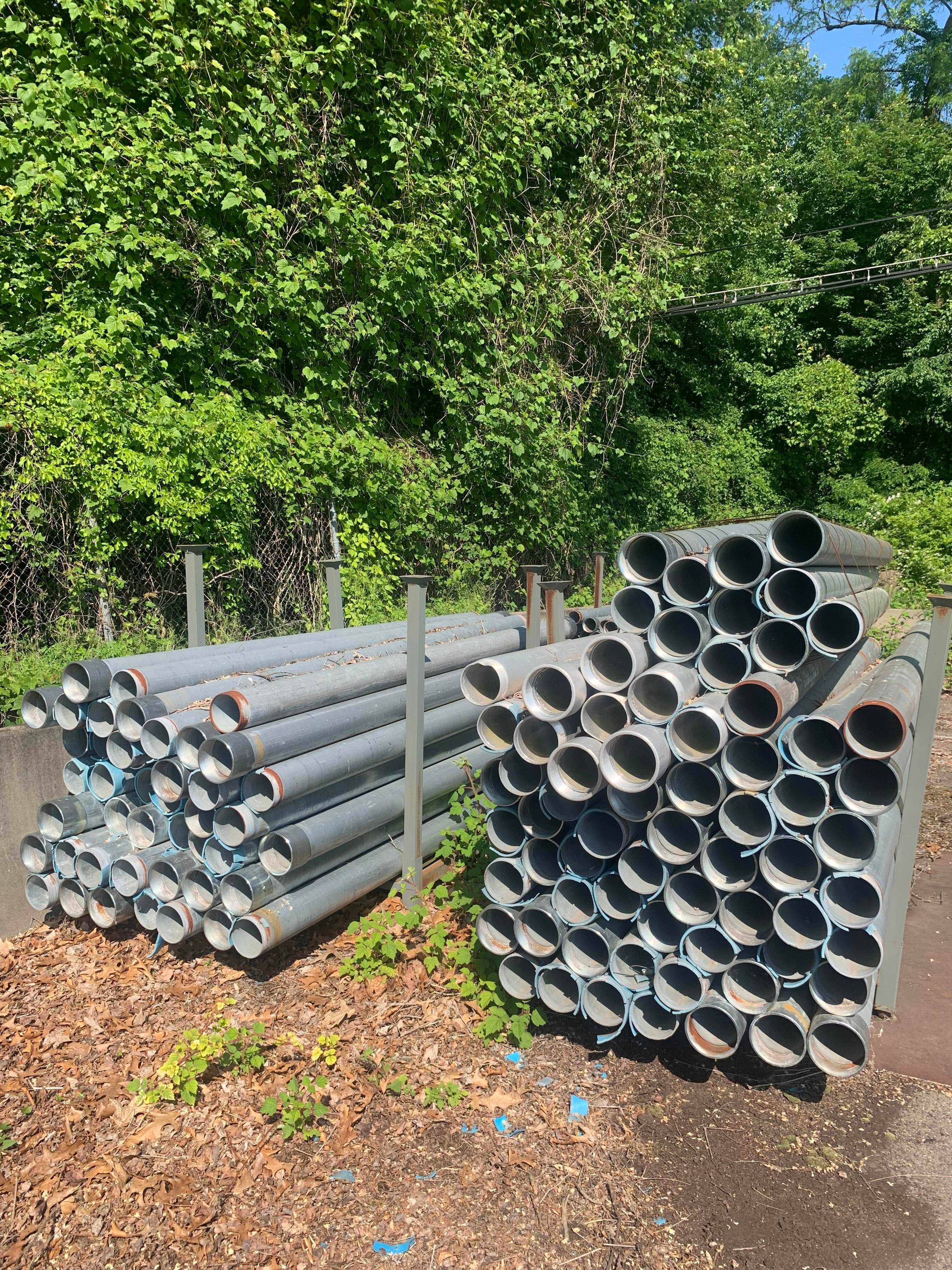 Pipe - approx. 21FT length x 4IN OD - HAND TOOLS