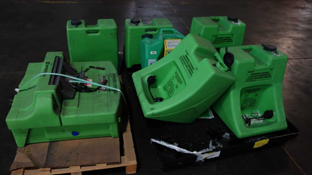 2 PALLETS OF ASSORTED FENDALL EMERGENCY EYEWASH STATIONS, SPERIAN PURE FLOW 1000, HONEYWELL PORTA STREAM II - SAFETY EQUIPMENT