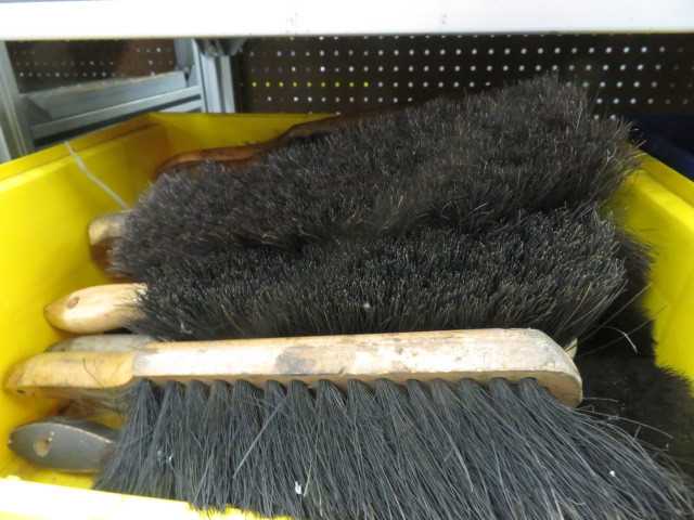 Brushes LOT - MISCELLANEOUS