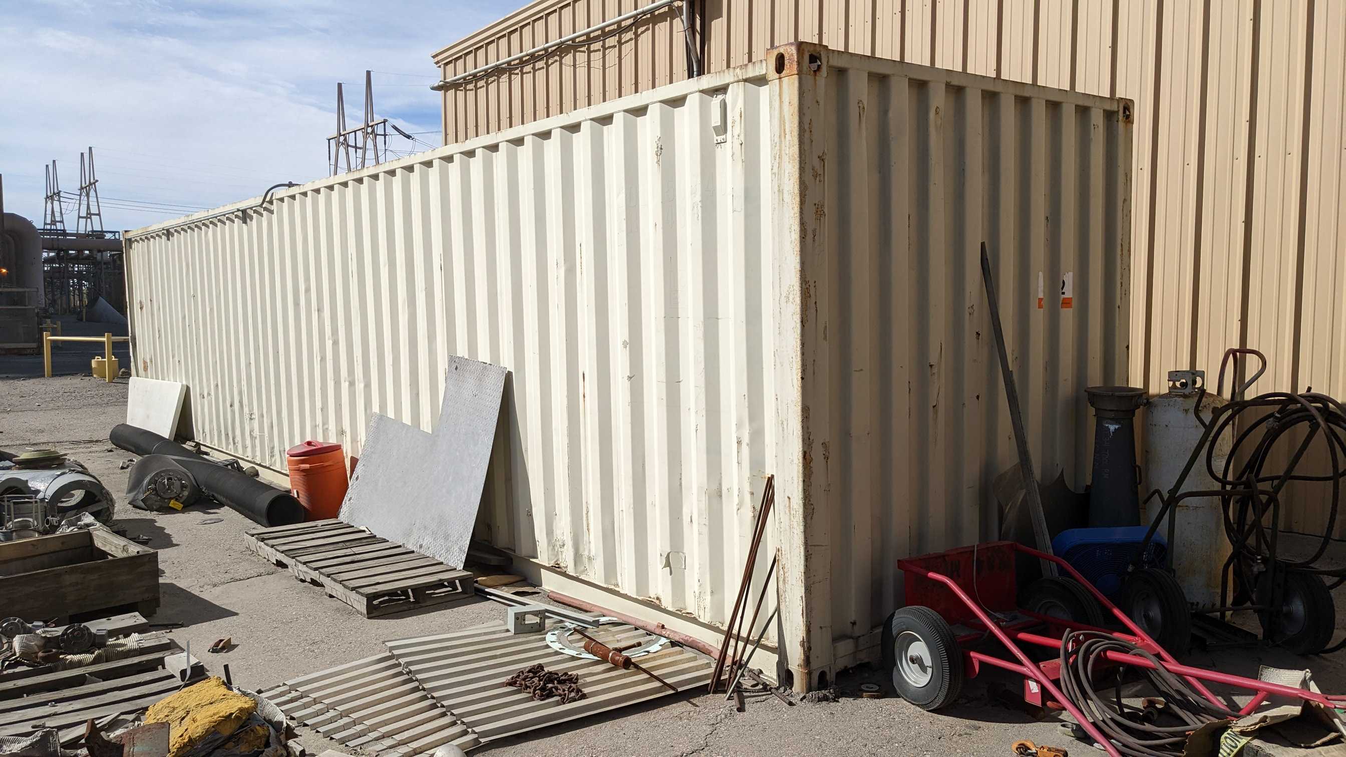 SHIPPING CONTAINER - INDUSTRIAL PARTS
