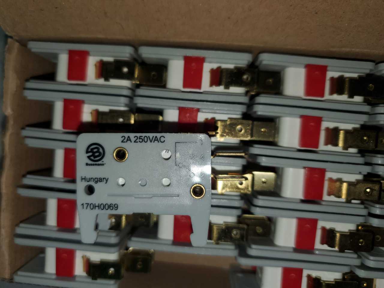 BUSSMANN FUSE 170H0069 QTY. 50 - AUTOMATION & CONTROLS