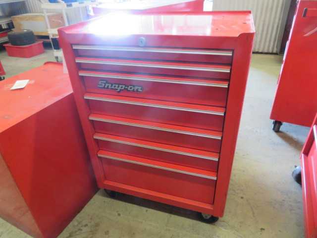 7 Drawer Tool Box Snap On - MISCELLANEOUS