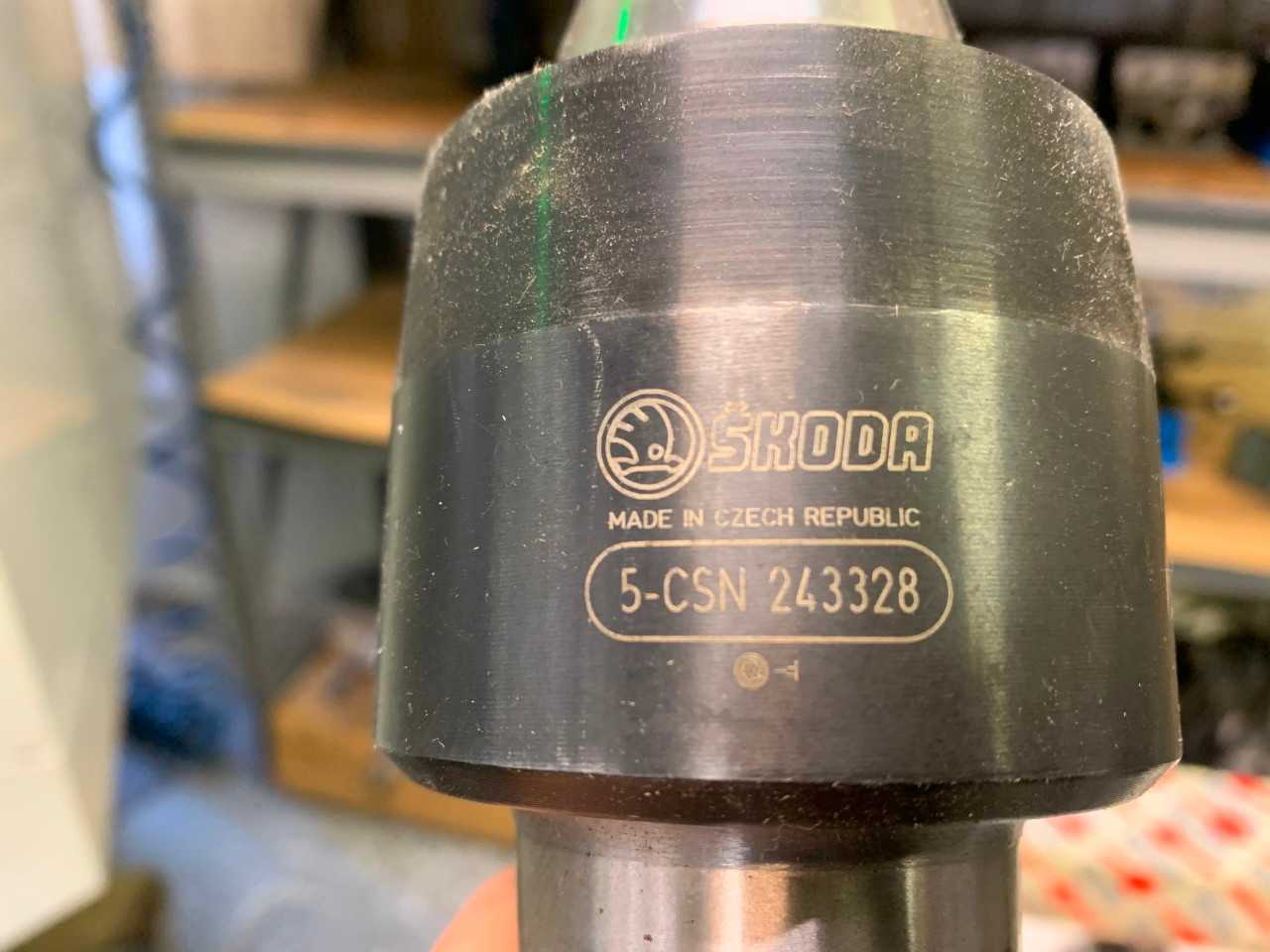 Skuda Live Center Mores Taper 5 - MACHINING ACCESSORIES & TOOLING
