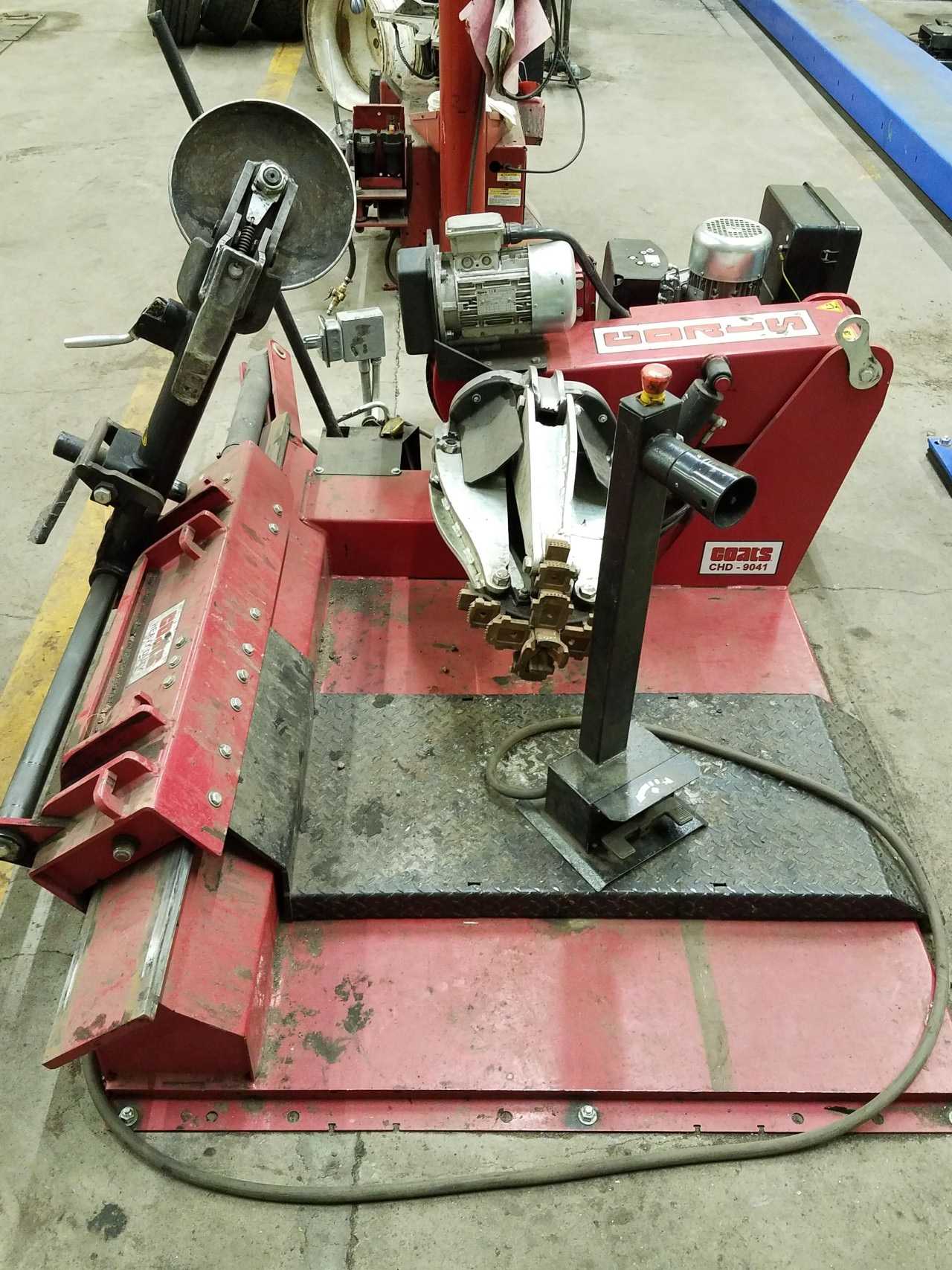 Tire changer, 90.5" max diameter, 42" max width, 14" to 56" rim, 230V-AC 3ph - PLANT & FACILITY