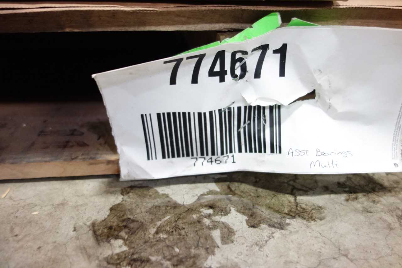 1 PALLET OF ASSORTED BEARINGS - BEARINGS