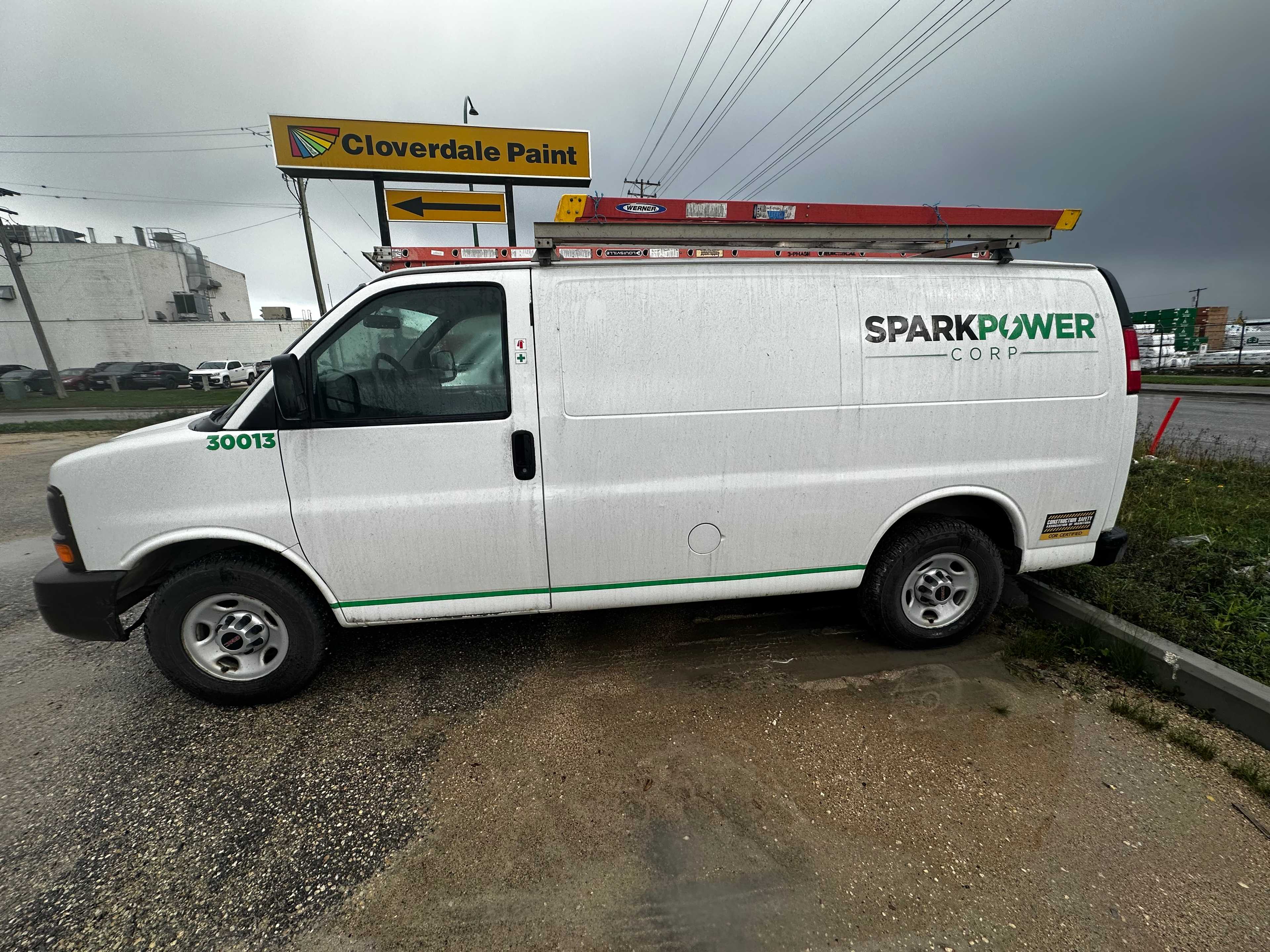 2015 GMC SAVANA 2500 PANEL VAN - BUSES