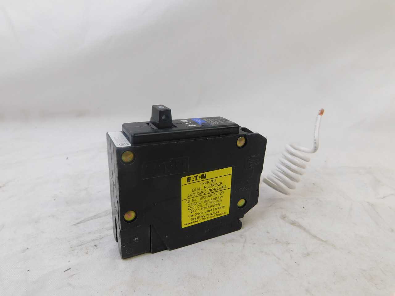 Quantity of 4 New Surplus Eaton BRHAFGF120 MCB BR 1P 20A 120V - ELECTRICAL COMPONENTS