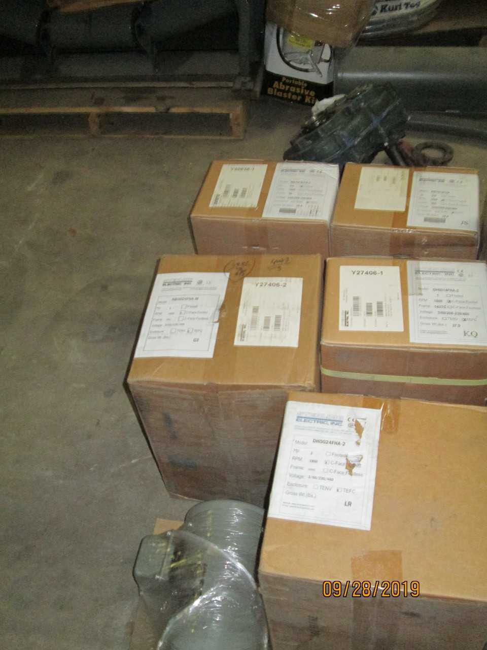 ASSORTED WORLDWIDE GEAR REDUCERS - GEAR REDUCERS