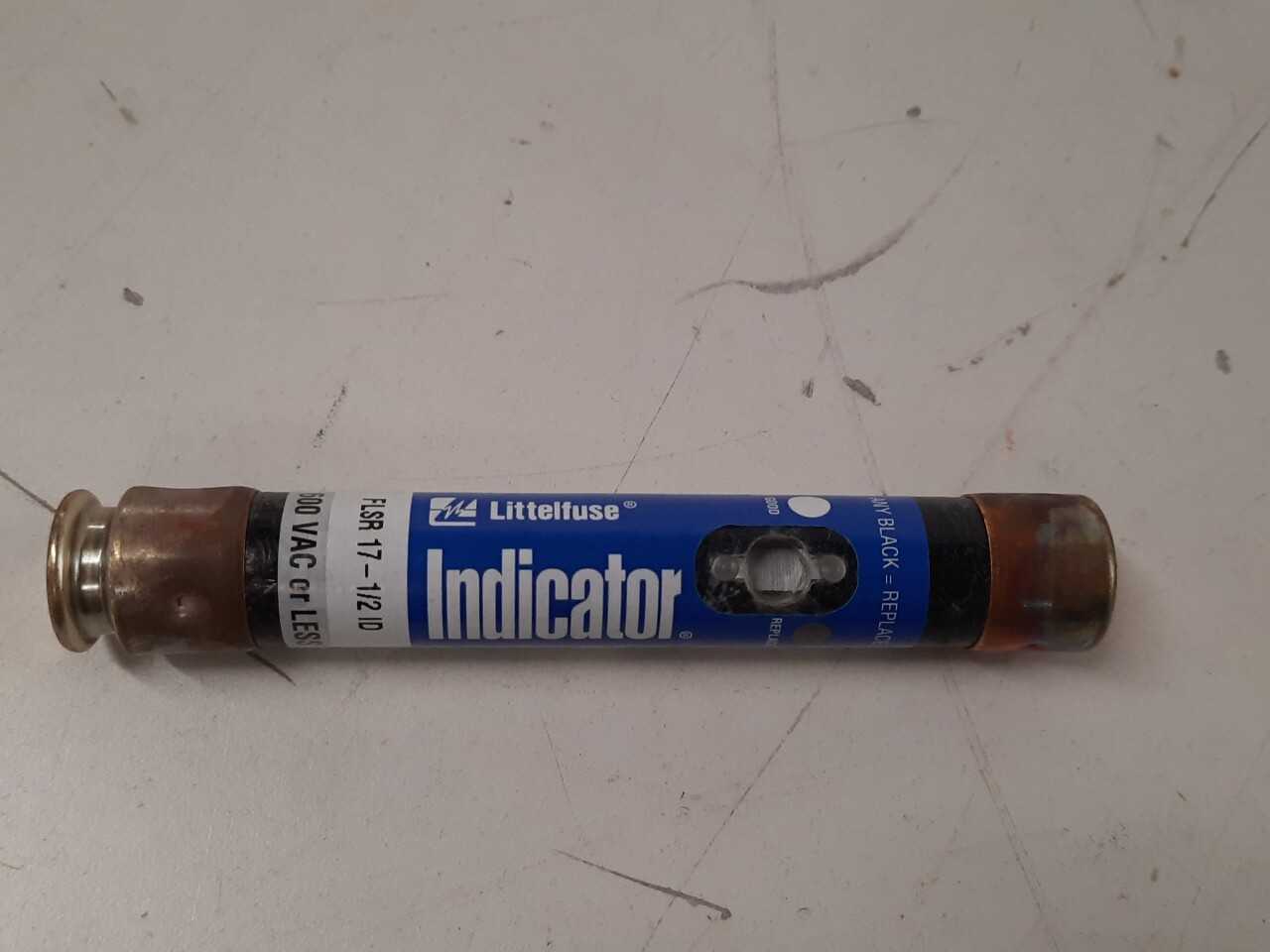 Quantity of 118x Assorted Fuses - HAND TOOLS