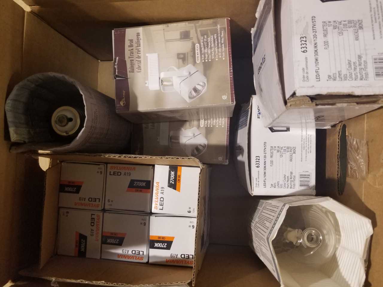 ASSORTMENT OF LIGHTBULBS (QTY-20) - MISCELLANEOUS