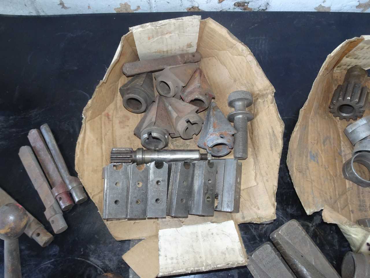 RIDGID 535/141 pipe threader parts - HAND TOOLS