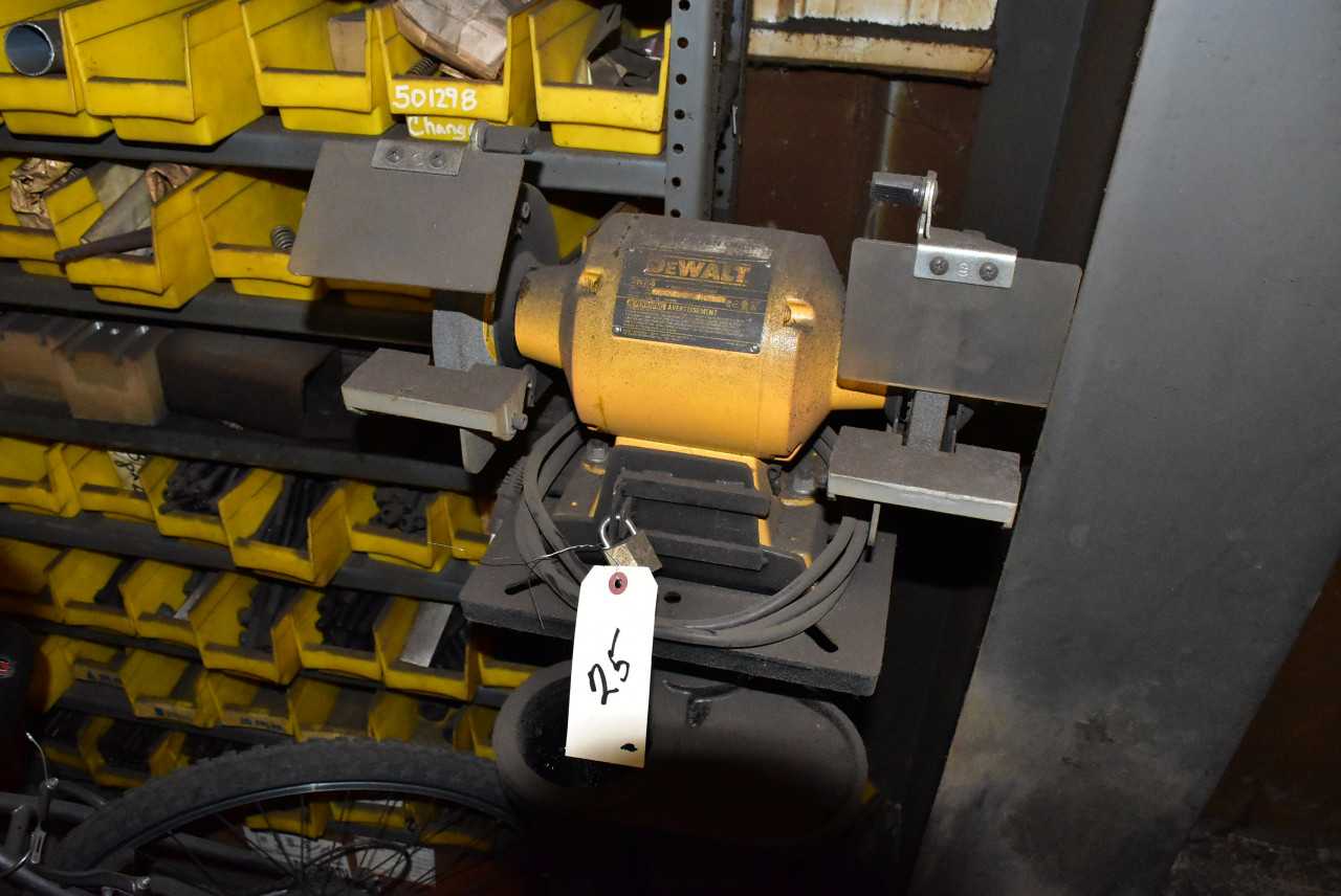 Dewalt Bench Grinder - ELECTRIC POWER TOOLS Dewalt Bench Grinder - ELECTRIC POWER TOOLS