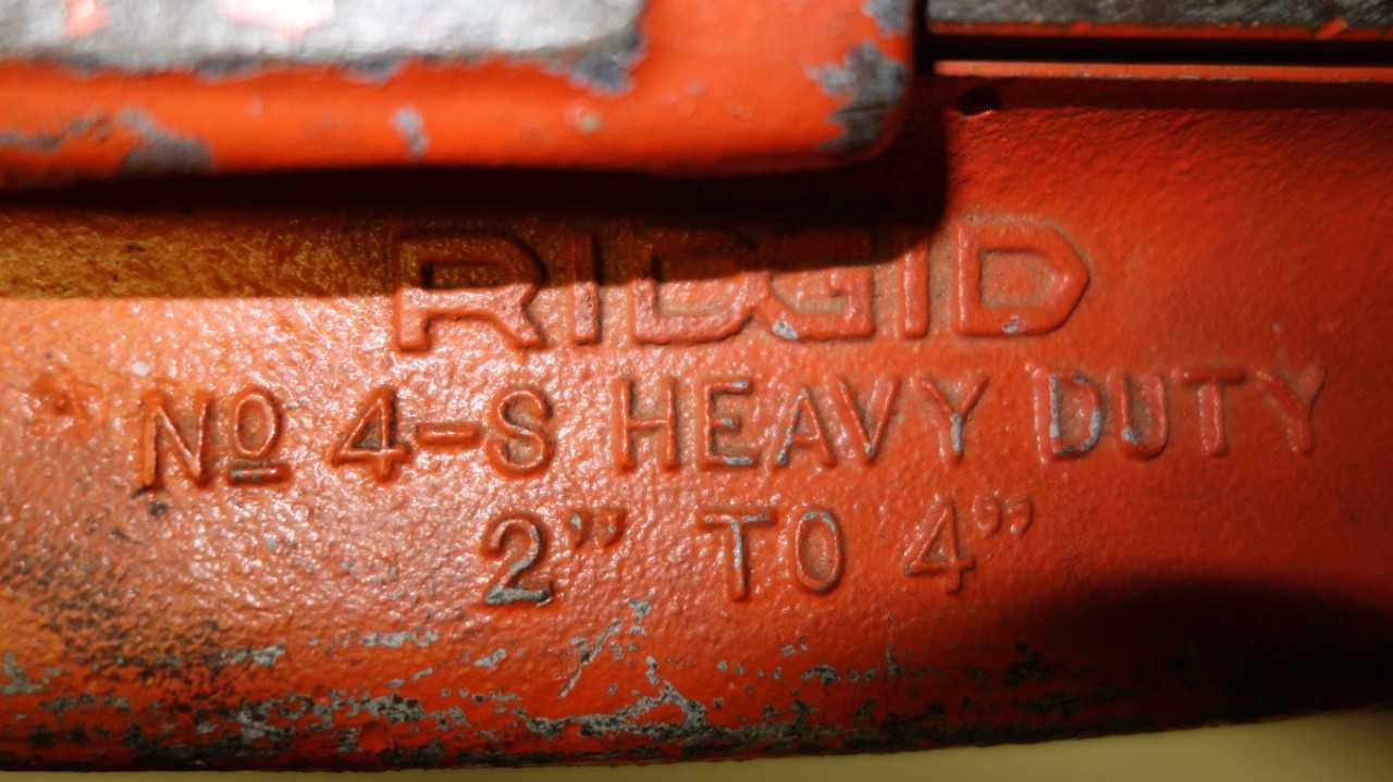 RIDGID 4-S 2IN - 4IN PIPE CUTTER - HAND TOOLS