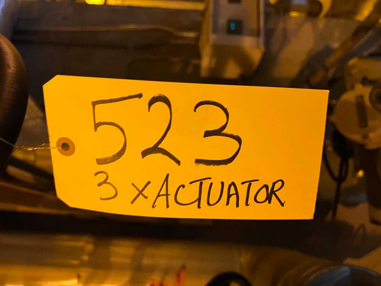 3x Rotork electric valve actuators - VALVES