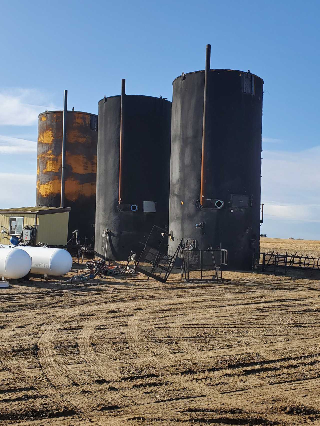 1000 bbl Coated Storage Tank - PROCESS EQUIPMENT