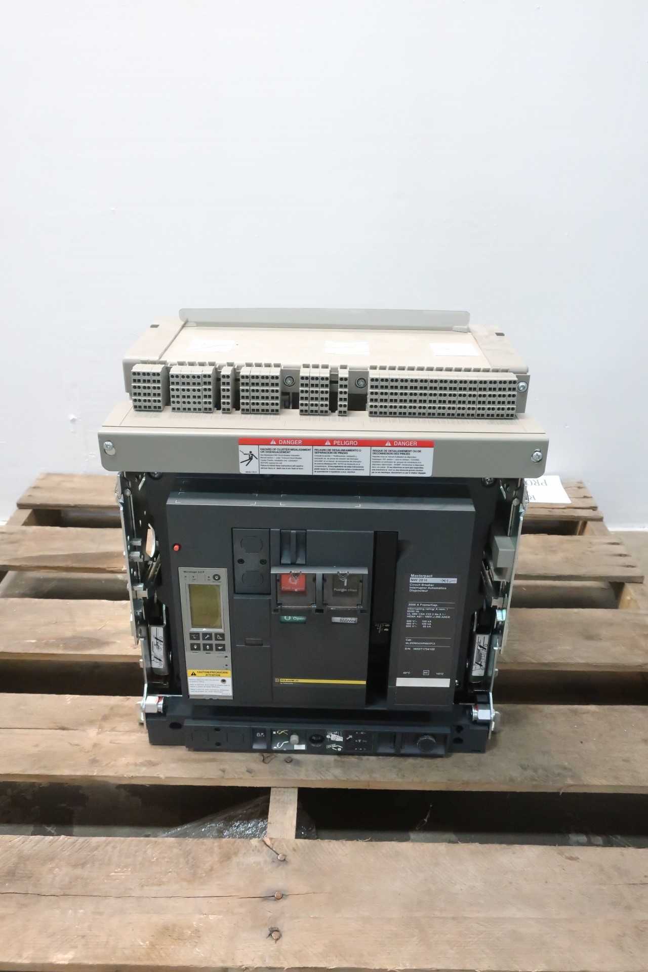 Schneider WL3FER63A3HPMMXPCX Masterpact Nw 20 H Circuit Breaker 2000A - CIRCUIT BREAKERS Schneider WL3FER63A3HPMMXPCX Masterpact Nw 20 H Circuit Breaker 2000A - CIRCUIT BREAKERS
