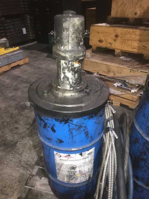 Lot of 3 Pneumatic Grease Pumps - MISCELLANEOUS