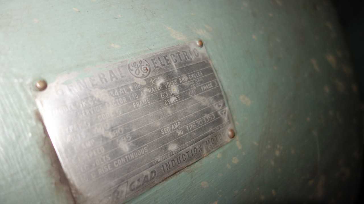 GENERAL ELECTRIC 6334S 125HP 440V-AC AC MOTOR - ELECTRIC MOTORS