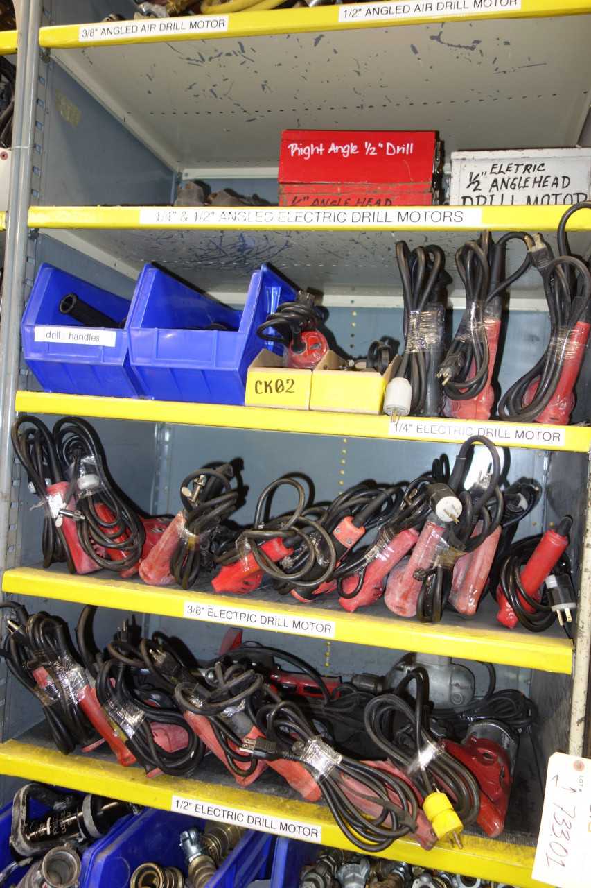 Lot of Assorted Milwaukee 1/4" 3/8" 1/2" Electric Drills 0124-1, 0130, 1001 - ELECTRIC POWER TOOLS