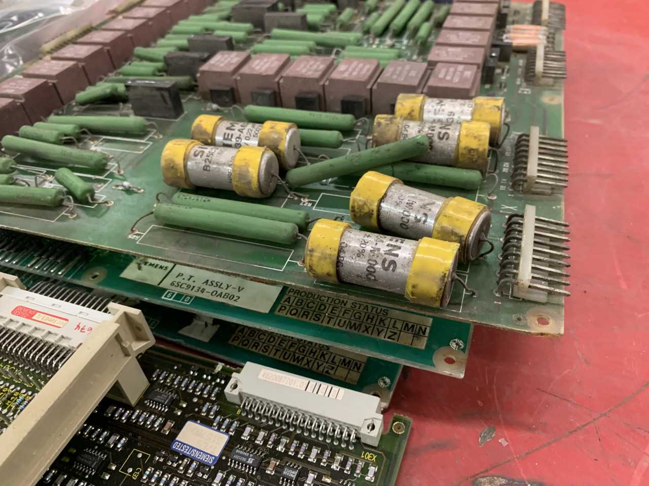 LOT OF USED CIRCUIT BOARDS SIEMENS, HONEYWELL, ALLEN-BRADLEY - AUTOMATION & CONTROLS