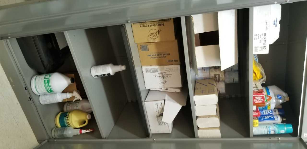 Shelf Supply Cabinet - TOOL STORAGE
