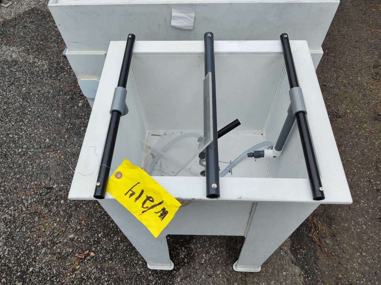 Wash Basin Lot of 2 - LAB & SCIENTIFIC