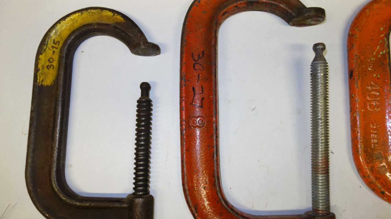 LOT OF 7 ASSORTED C-CLAMPS 6IN-8IN - HAND TOOLS