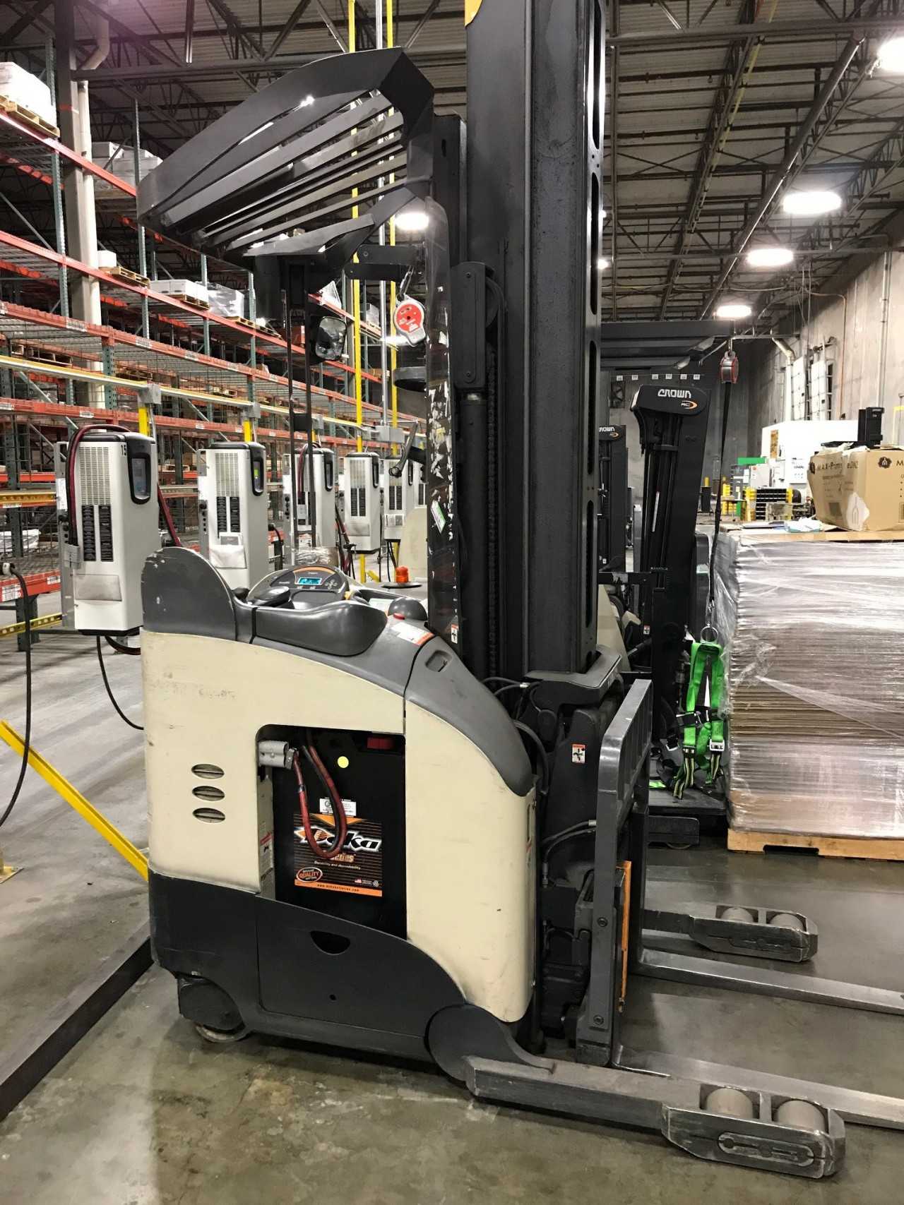 2012 Crown RM6025-45 reach truck, Norcross (Atlanta), GA - REACH TRUCKS