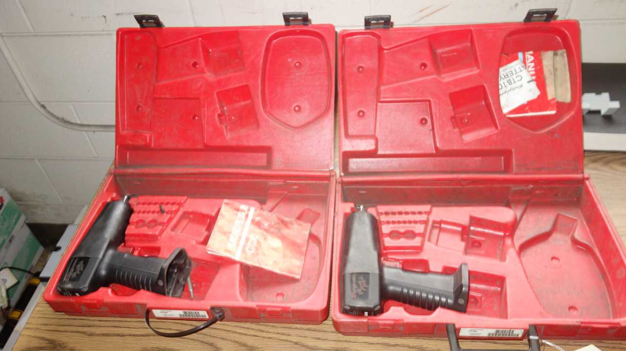 LOT OF 2 SNAP ON CT30 3/8IN IMPACT WRENCH 9.6V-DC - PNEUMATIC POWER TOOL